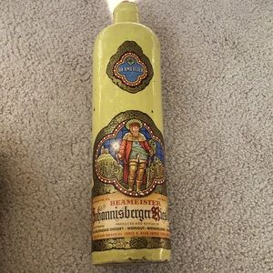 Beameister Johannisberger & Riesling old ornate